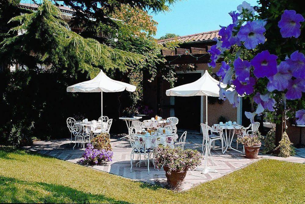 Hotel Les Amandiers Tournon-sur-Rhone Eksteriør bilde