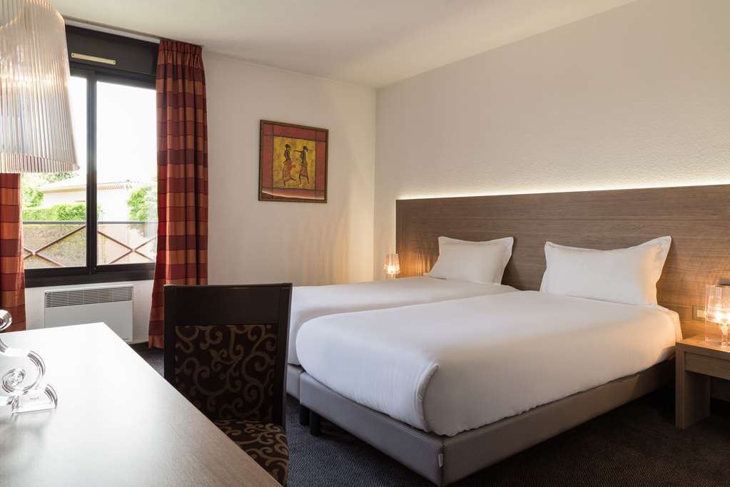Hotel Les Amandiers Tournon-sur-Rhone Rom bilde
